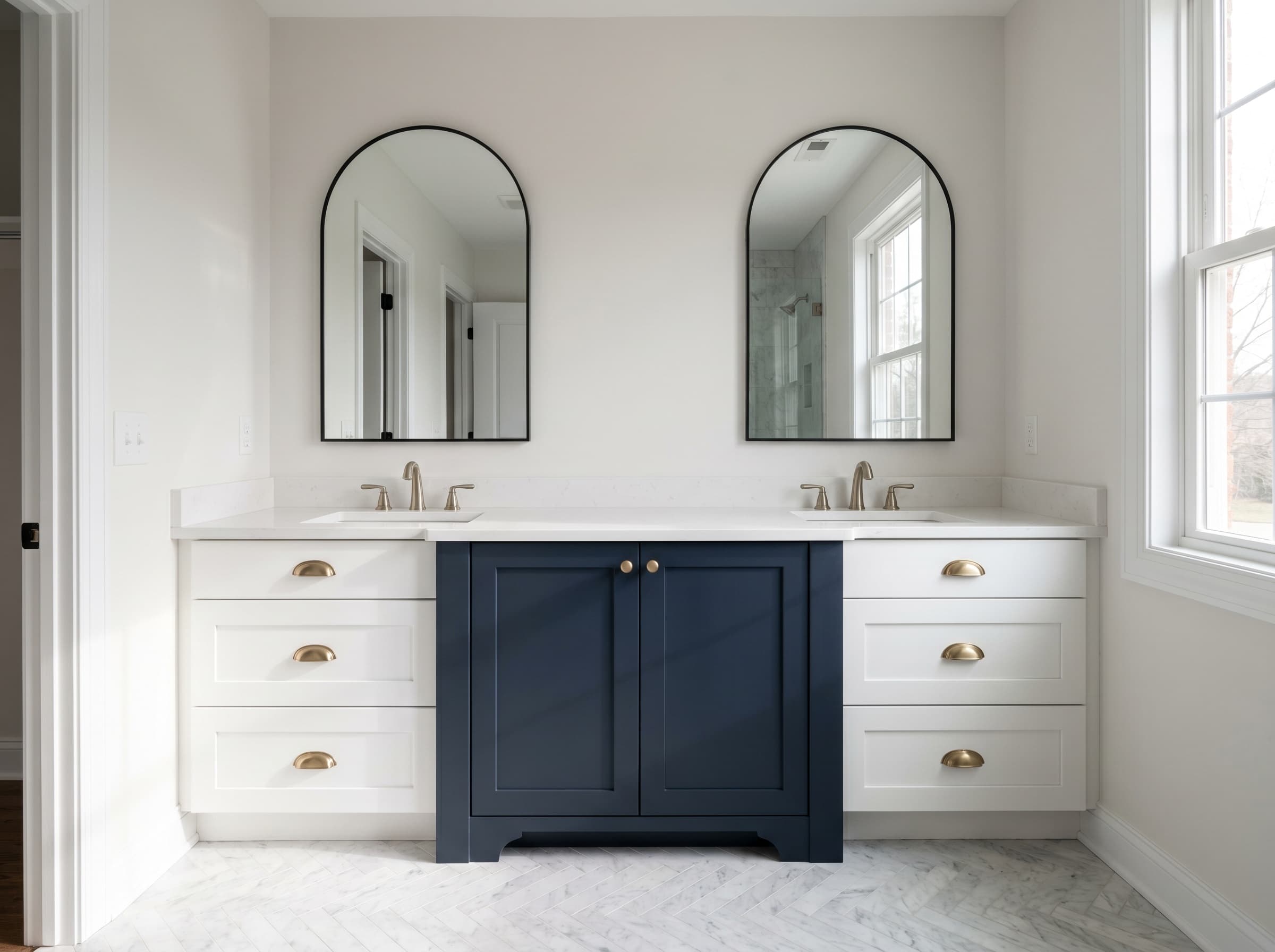 Dunwoody, GA · Two-tone double with white perimeter and navy center cabinet.